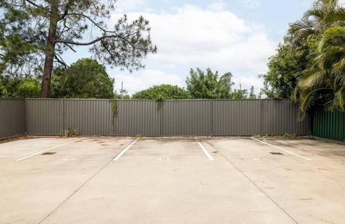 Rocklea Apartment | 1 Bdr Apt! GST Credits! Kitchen! Parking! 139F1