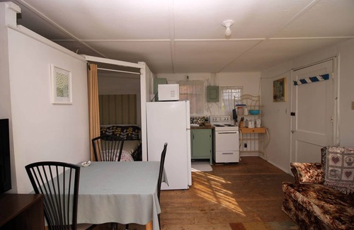 Southampton House | 1 Bdrm Country cottage #5 - Rosewood Cottages