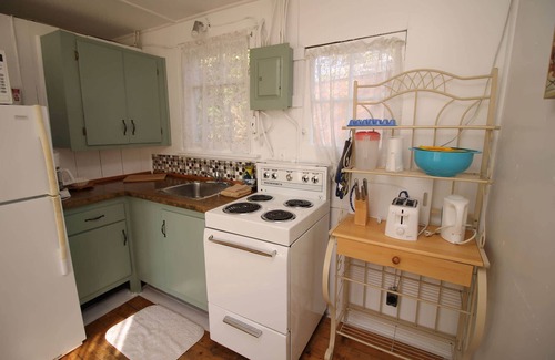 Southampton House | 1 Bdrm Country cottage #5 - Rosewood Cottages