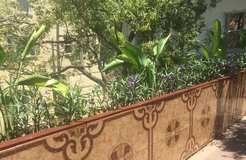 Old Town Villa | 1 bdrm Downtown Penthouse Villa Madrid with wifi