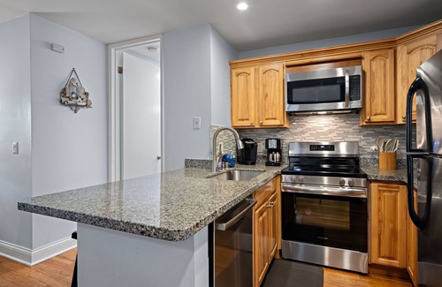 Townsite Condo | 1 bdrm ocean/garden view condo, C109 - North Coast Village