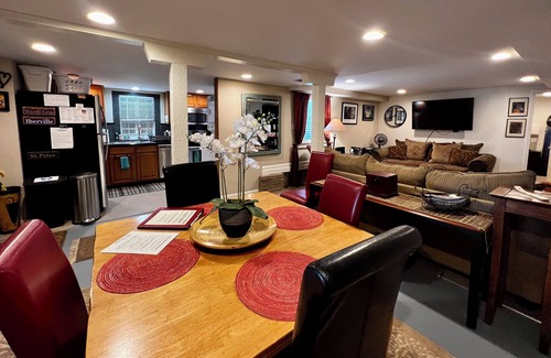 Audubon Apartment | #1 Beautiful 2 BR Suite Uptown Audubon Riverside