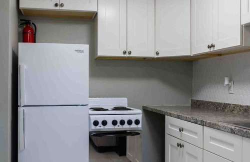 River Oaks House | 1 Bed/1 Bath Near Marina & Beaches