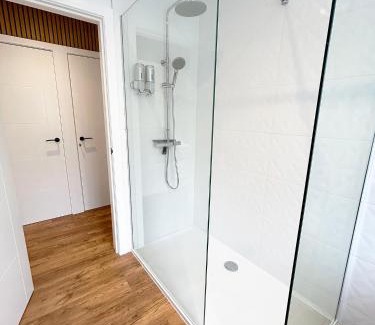 Yeovil Apartment | 1 Bed & 1 Sofa Bed Alpine Style Ground Floor Apartment
