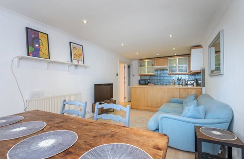 West Hill Apartment | 1-Bed Apartment - Wimbledon Park