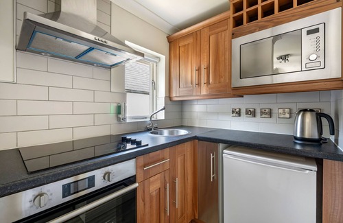 Milton Damerel Condo | 1-Bed Apartment | Countryside Resort | Sleeps 3