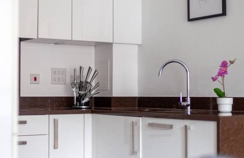 Highbury West Apartment | 1 Bed Apartment in Highbury with Balcony