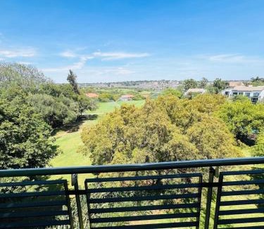 Greater Johannesburg Metropolitan Area Apartment | 1 Bed Apartment @ Jackal Creek Golf Estate