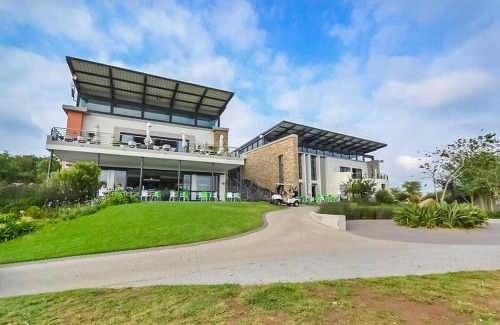 Greater Johannesburg Metropolitan Area Apartment | 1 Bed Apartment @ Jackal Creek Golf Estate