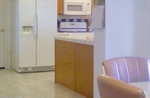 Ivins Apartment | 1 Bed Apartmt-No Cleaning Fee!nnnn- Large 1 Bedroom Apartment: Hummingbird Haven