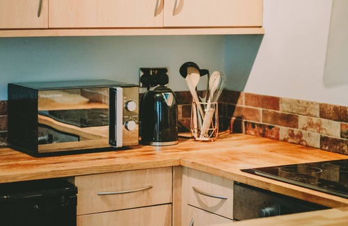 Inverness City Centre Apartment | 1 bed apt in Fortrose, Highlands - near Beach