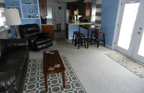 Town of Benton Cottage | 1 bed/ba lakeside cottage, large deck, west side of Seneca Lake. Pet Friendly!