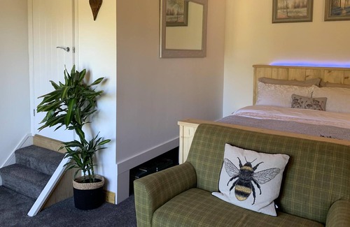 Loughborough House | 1 bed barn farm stay