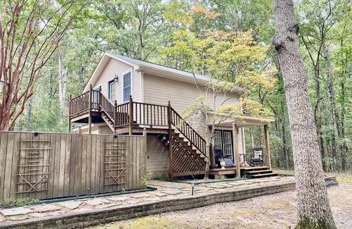 Oxford House | 1 bed guesthouse w/sofa sleeper on 15 acres 10 minutes from anywhere in Oxford