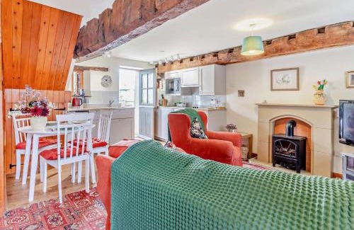 Abergavenny House | 1 Bed in Abergavenny BN184