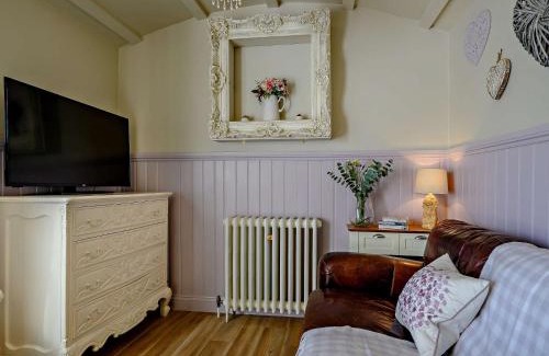 Camelford House | 1 Bed in Boscastle 90818