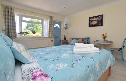 Bridport House | 1 Bed in Charmouth 41890