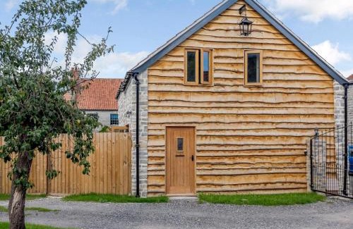 Glastonbury House | 1 Bed in Glastonbury 79123