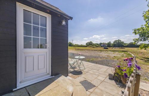 Howlett End House | 1 Bed in Great Sampford oc-f32655