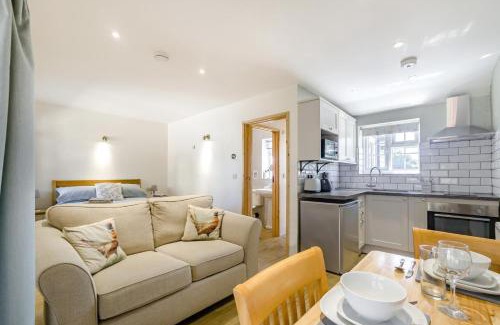 Howlett End House | 1 Bed in Great Sampford oc-f32655