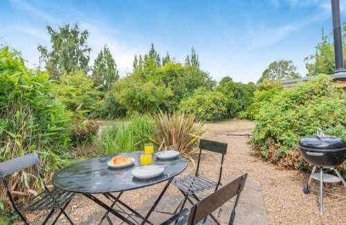 Faversham House | 1 Bed in Luddenham oc-s32602