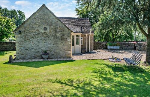 Malmesbury House | 1 Bed in Malmesbury 95500
