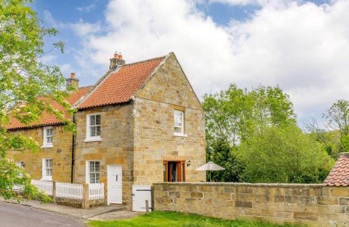 Castleton House | 1 Bed in North York Moors 56590