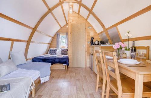 Cromer Cabin | 1 Bed in Northrepps oc-f32556