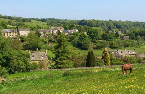 Salperton House | 1 Bed in Stow-on-the-Wold 44932