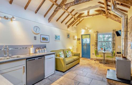 Westleigh House | 1 Bed in Westward Ho GATAB