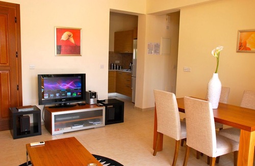Aphrodite Hills Apartment | 1 Bed luxury poolside apartment at award winning Aphrodite Hills Resort Kouklia