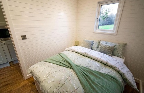 Wrexham House | 1-Bed pod cabin in beautiful surroundings Wrexham