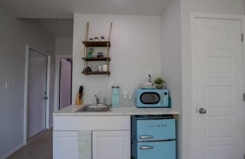 Canyon Lake House | 1 Bed | Private Waterfront Tiny Home 1BR | 6A, Private Waterfront Tiny Home 1BR | 6A