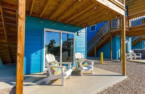 Canyon Lake House | 1 Bed | Private Waterfront Tiny Home 1BR | 6A, Private Waterfront Tiny Home 1BR | 6A