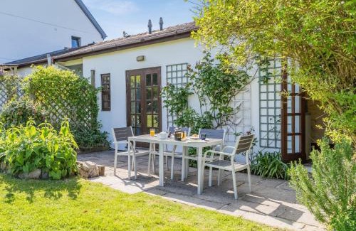 Llanrhidian Higher House | 1 bed property in Gower 77980