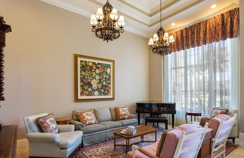 Rural Estates House | 1 bed / shared bath Suite 08A in Naples, FL Bed & Breakfast. Fully furnished with amenities.