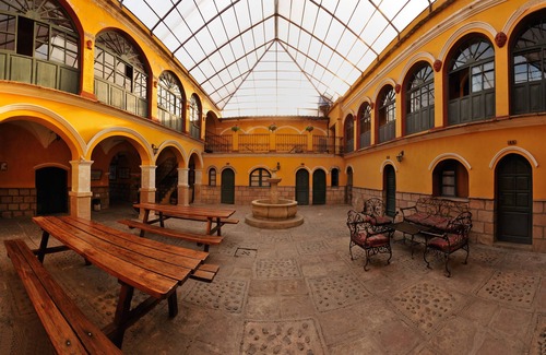 Potosi Apartment | 1-bedroom apartment in beautiful Villa Imperial de Potosí with WiFi