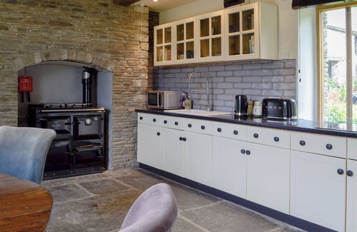 Llanfihangel Tal-y-llyn Cottage | 1 bedroom accommodation in Erwood, near Brecon