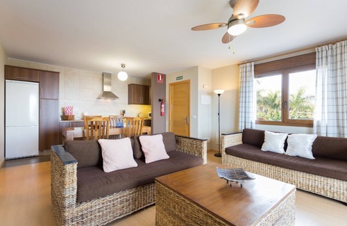 La Matanza de Acentejo Apartment | 1 Bedroom, OCEAN AND TEIDE VIEW, HEATED POOL, Heating, balcony, free Wifi (3)