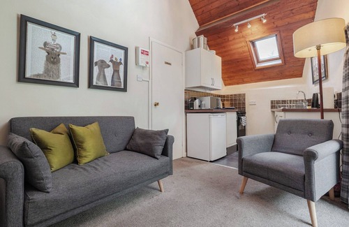 Bowness-on-Windermere Cottage | 1 bedroom accommodation in Bowness on Windermere
