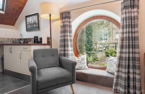 Bowness-on-Windermere Cottage | 1 bedroom accommodation in Bowness on Windermere
