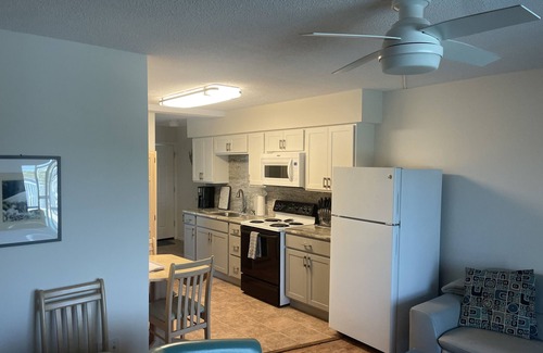 Saint James City Condo | 1 bedroom,1 bath condo, Community heated pool and dock
