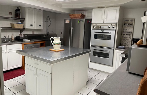 Freeburg Apartment | 1 bedroom, 1 bath apartment w/full kitchen & laundry near St Louis & Scott AFB