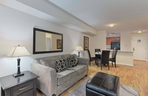 Bendale Apartment | 1 Bedroom/1 Bathroom Suite