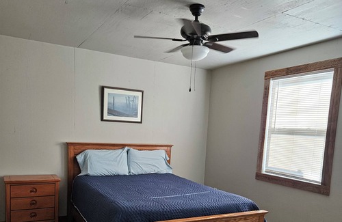 Tyler Cabin | 1 bedroom, 1 bath in quiet country setting
