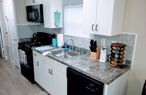 Apopka House | 1 Bedroom, 1 Bath Park Model Near Disney