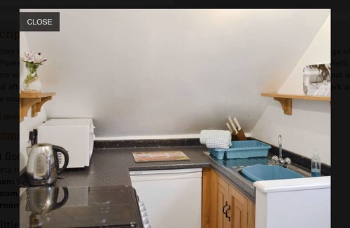 Peak District Apartment | 1 Bedroom, 1 Bathroom Apartment with Parking.