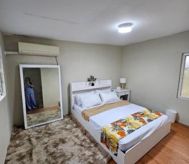 San Marcelino Apartment | 1 Bedroom 1 Bathroom - Free Parking