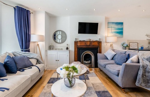 St Leonards-On-Sea Cottage | 1 bedroom accommodation in St Leonards on Sea