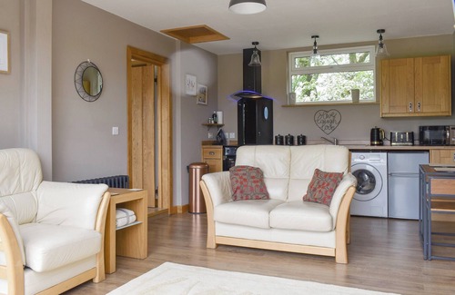 Knott End-on-Sea Cottage | 1 bedroom accommodation in Out Rawcliffe, near Fleetwood